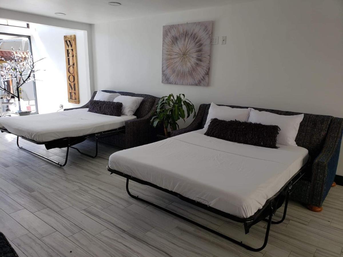 The Villas Beach House 로사리토 외부 사진
